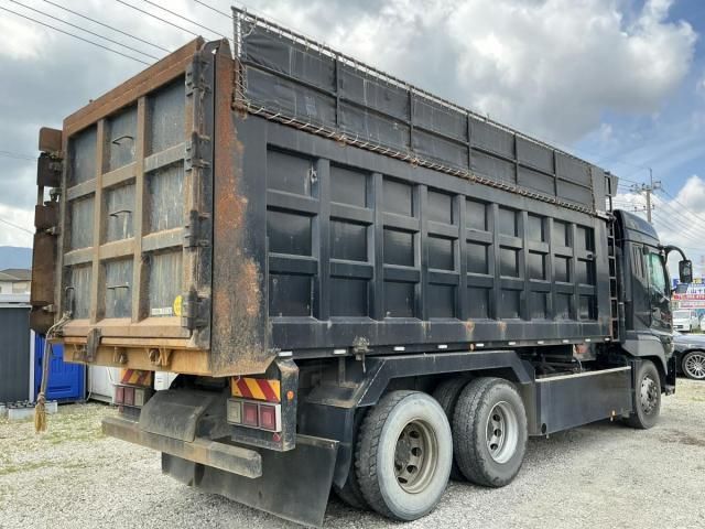 Mitsubishi GREAT 2011-11 6734159-7