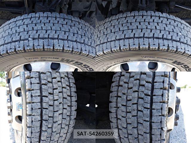 Mitsubishi GREAT 2014-01 6791686-10