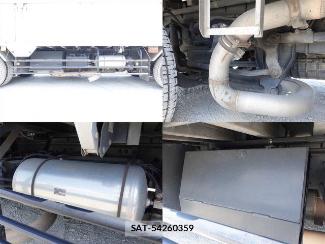 Mitsubishi GREAT 2014-01 6791686-13