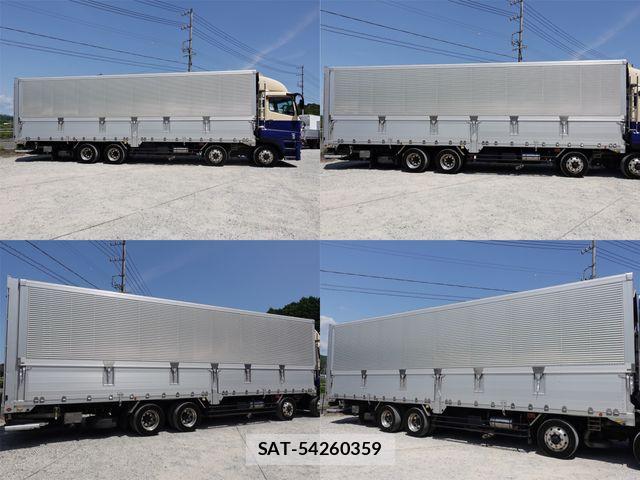 Mitsubishi GREAT 2014-01 6791686-3