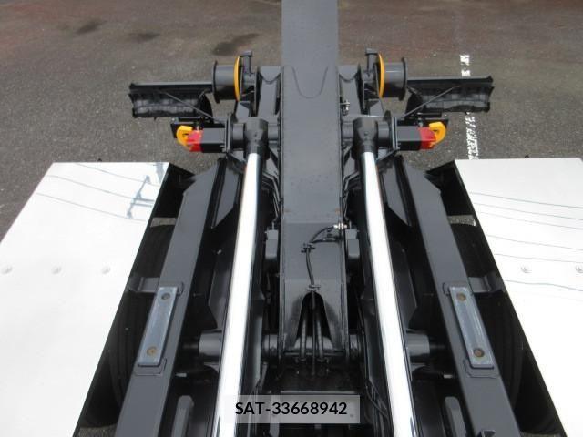 Mitsubishi GREAT 2025-02 6791668-15