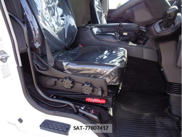 Mitsubishi GREAT 2023-05 6791671-24