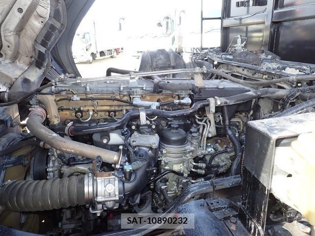 Mitsubishi GREAT 2015-06 6791672-23