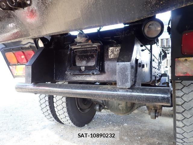 Mitsubishi GREAT 2015-06 6791672-25