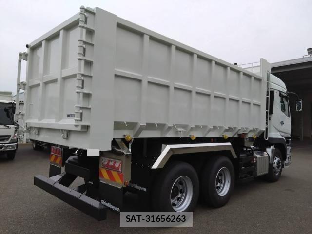 Mitsubishi GREAT 2024-09 6791670-4