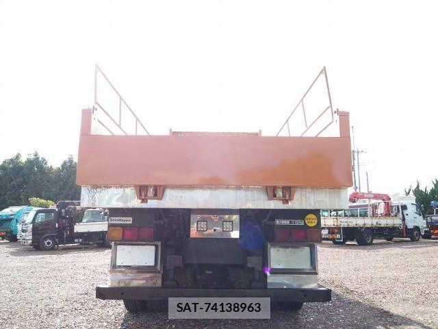Mitsubishi GREAT 2014-10 6791678-9