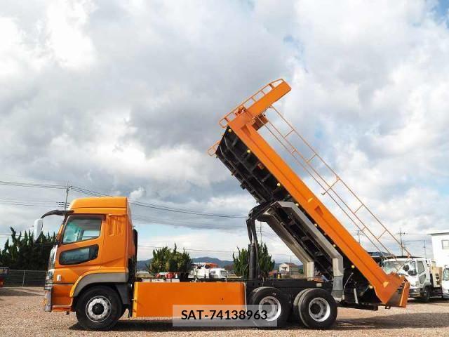 Mitsubishi GREAT 2014-10 6791678-12