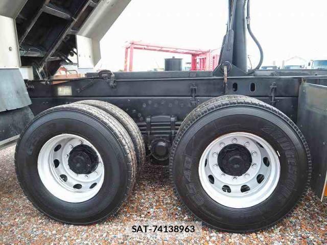 Mitsubishi GREAT 2014-10 6791678-25