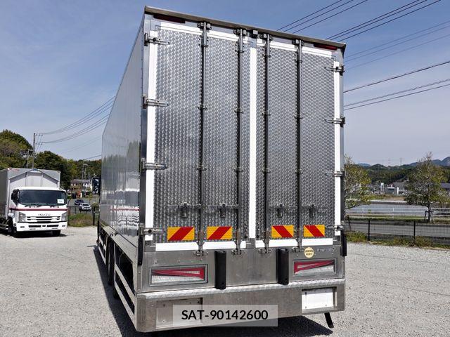 Mitsubishi GREAT 2017-11 6791702-9