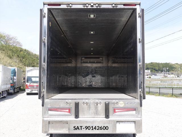 Mitsubishi GREAT 2017-11 6791702-14