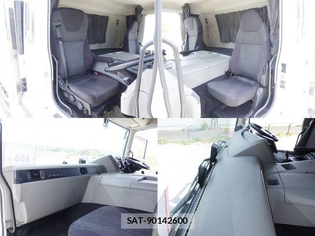 Mitsubishi GREAT 2017-11 6791702-24