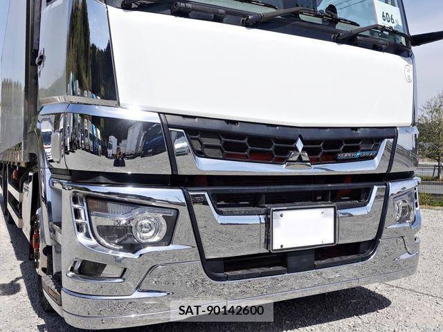 Mitsubishi GREAT 2017-11 6791702-3