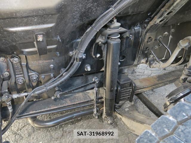 Mitsubishi GREAT 2010-10 6791674-24