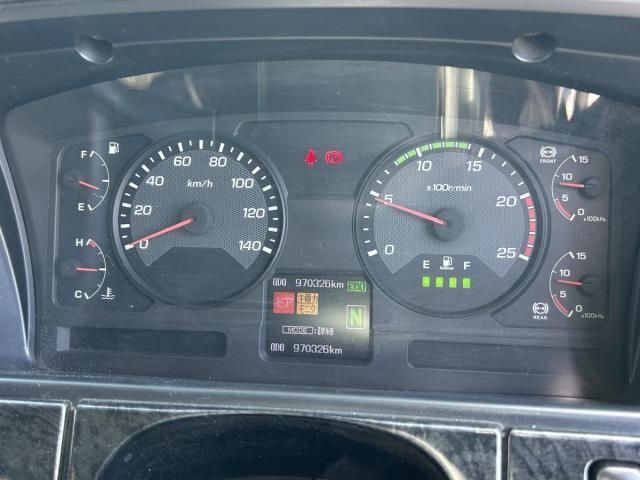 Mitsubishi GREAT 2013-12 6805539-28
