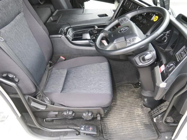 Mitsubishi GREAT 2020-12 6805535-26