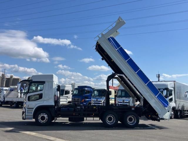 Mitsubishi GREAT 2026-01 6805523-4