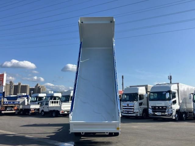 Mitsubishi GREAT 2026-01 6805525-9