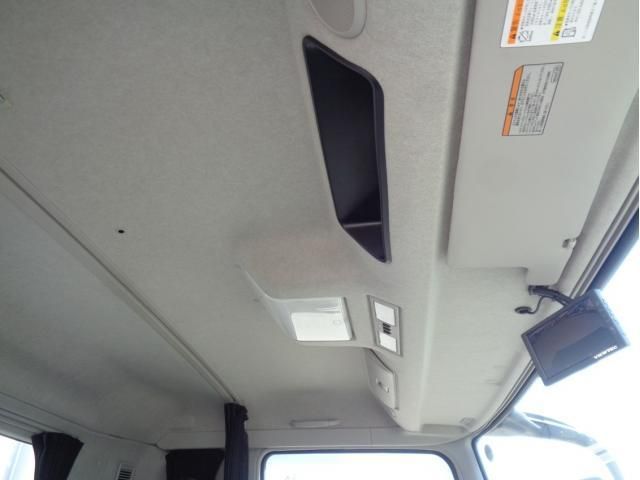 Mitsubishi GREAT 2023-04 6805531-22