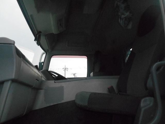 Mitsubishi GREAT 2015-10 6805534-14