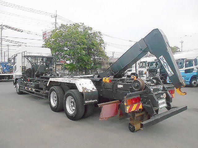 Mitsubishi GREAT 2015-10 6805534-5