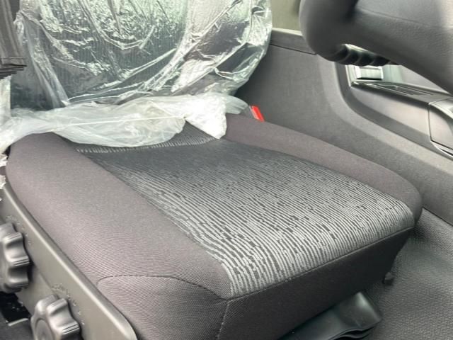 Mitsubishi GREAT 2026-01 6805530-18