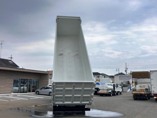 Mitsubishi GREAT 2026-01 6805521-9