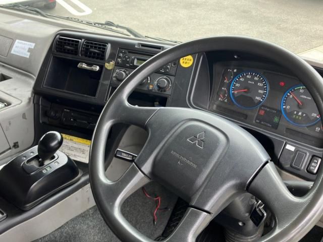 Mitsubishi GREAT 2016-03 6805538-16