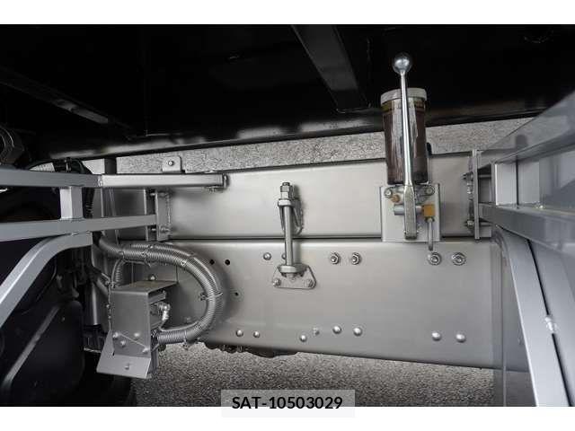 Mitsubishi GREAT 2025-03 6817465-11