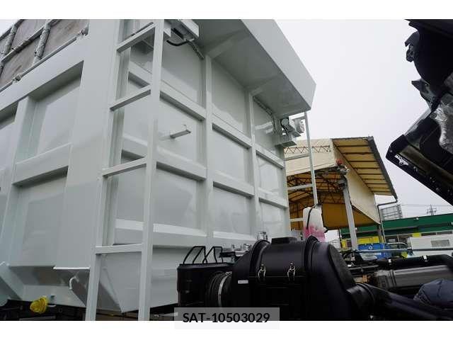 Mitsubishi GREAT 2025-03 6817465-14