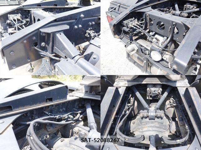 Mitsubishi GREAT 2019-01 6913740-18