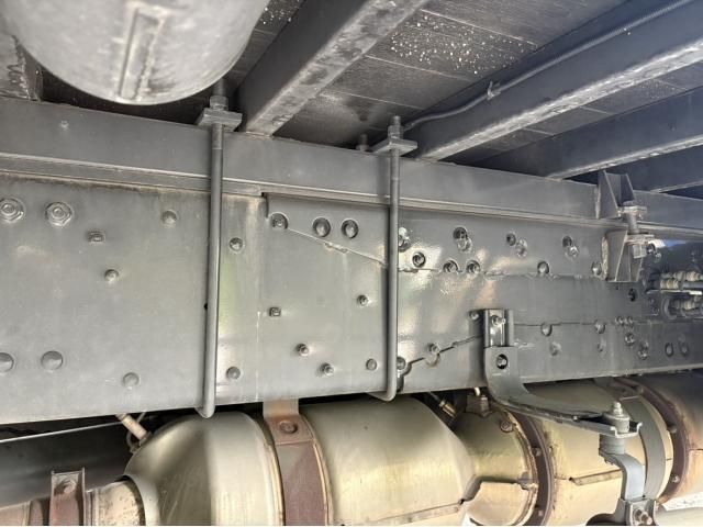 Mitsubishi GREAT 2015-05 6919907-25