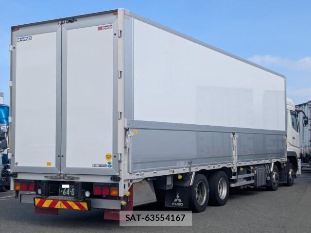 Mitsubishi GREAT 2024-04 6913736-2