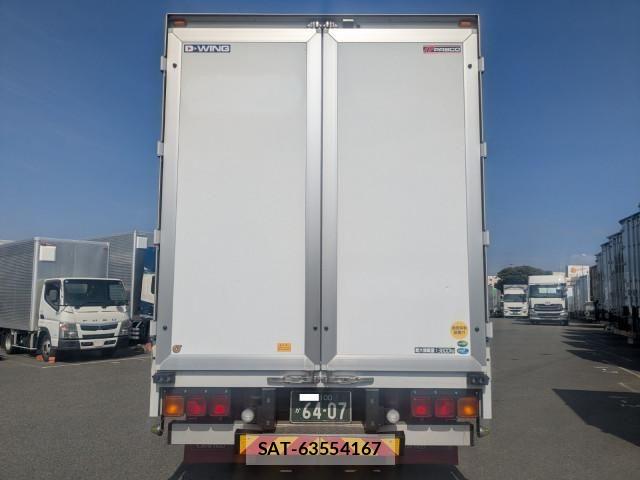 Mitsubishi GREAT 2024-04 6913736-4