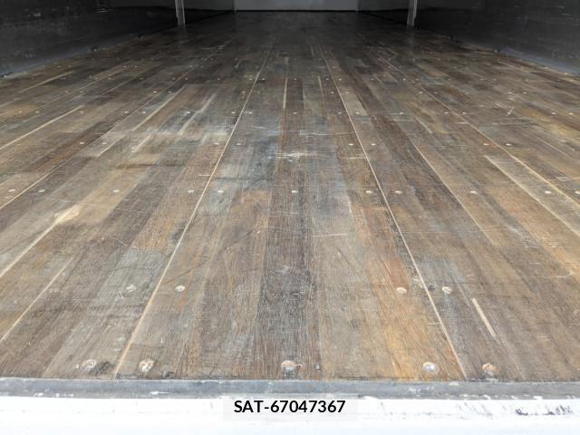 Mitsubishi GREAT 2025-04 6913734-13