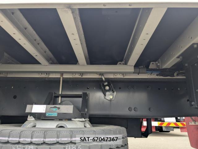 Mitsubishi GREAT 2025-04 6913734-21