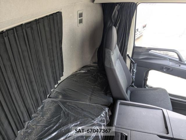 Mitsubishi GREAT 2025-04 6913734-26
