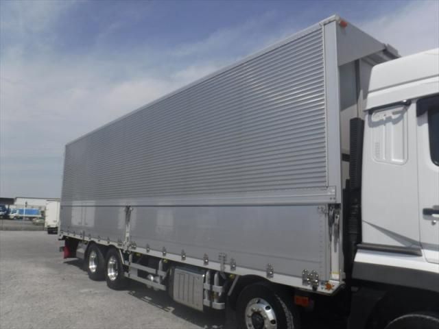 Mitsubishi GREAT 2021-10 6964485-4