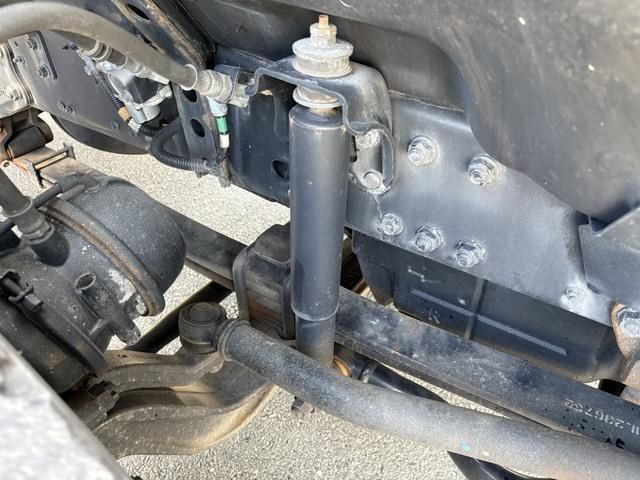 Mitsubishi GREAT 2023-01 6964486-18