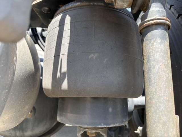 Mitsubishi GREAT 2023-01 6964486-28