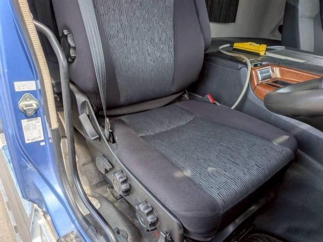 Mitsubishi GREAT 2021-06 6964478-16