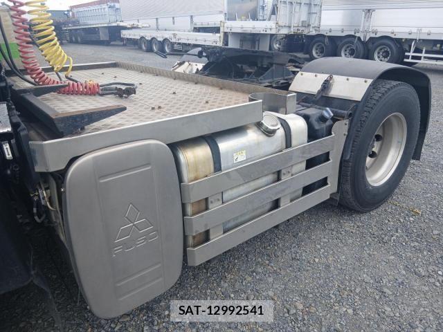 Mitsubishi GREAT 2013-08 7021688-13