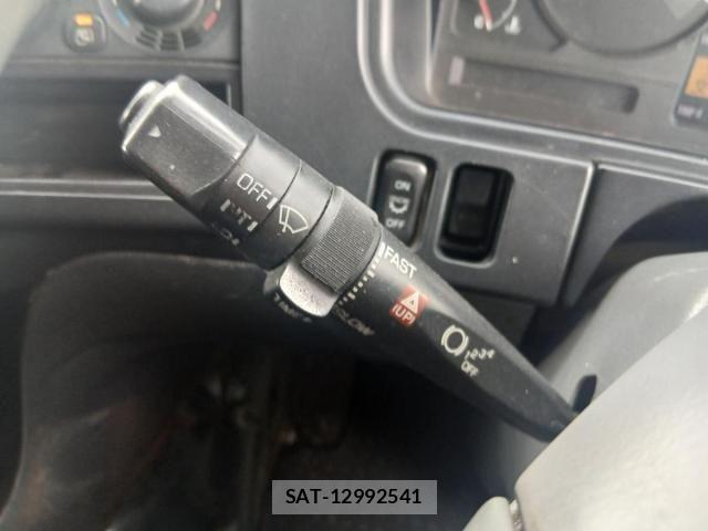 Mitsubishi GREAT 2013-08 7021688-18