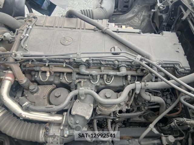 Mitsubishi GREAT 2013-08 7021688-24