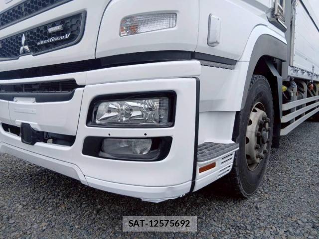 Mitsubishi GREAT 2016-11 7060933-12