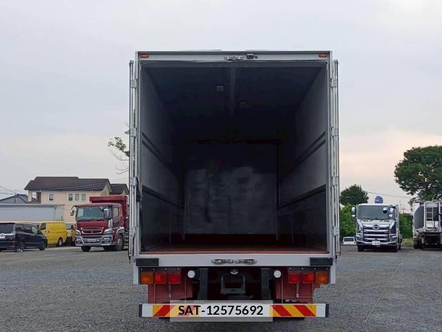 Mitsubishi GREAT 2016-11 7060933-24