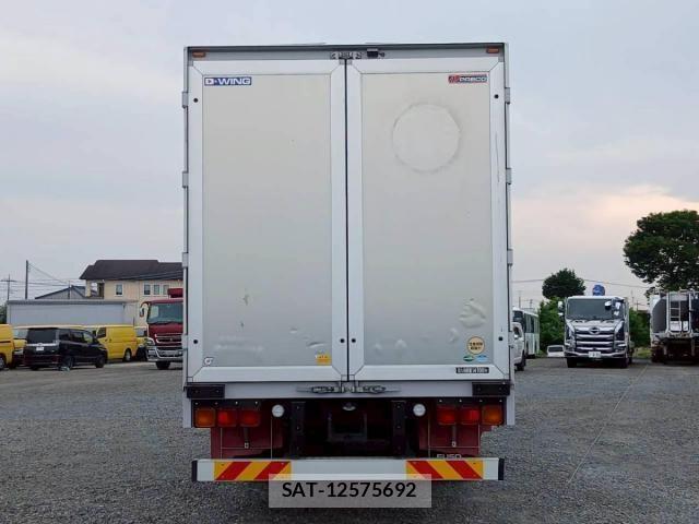 Mitsubishi GREAT 2016-11 7060933-5
