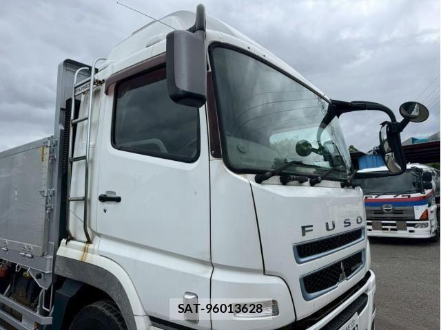Mitsubishi GREAT 2016-05 7060935-9