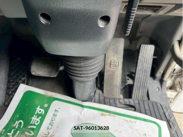 Mitsubishi GREAT 2016-05 7060935-28