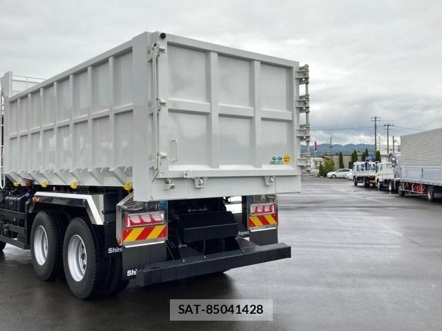 Mitsubishi GREAT 2024-08 7060932-13