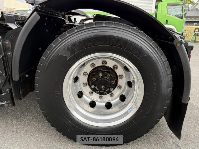 Mitsubishi GREAT 2013-06 7060937-26
